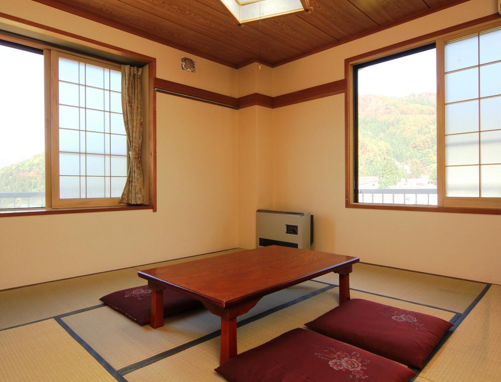 Villa Katashio Nozava Onszen Kültér fotó